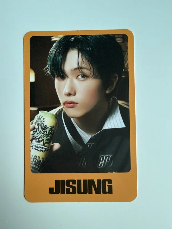 ISTJ [DREAM Agit : Lets get down] RANDOM TRADING CARD SET D Ver.