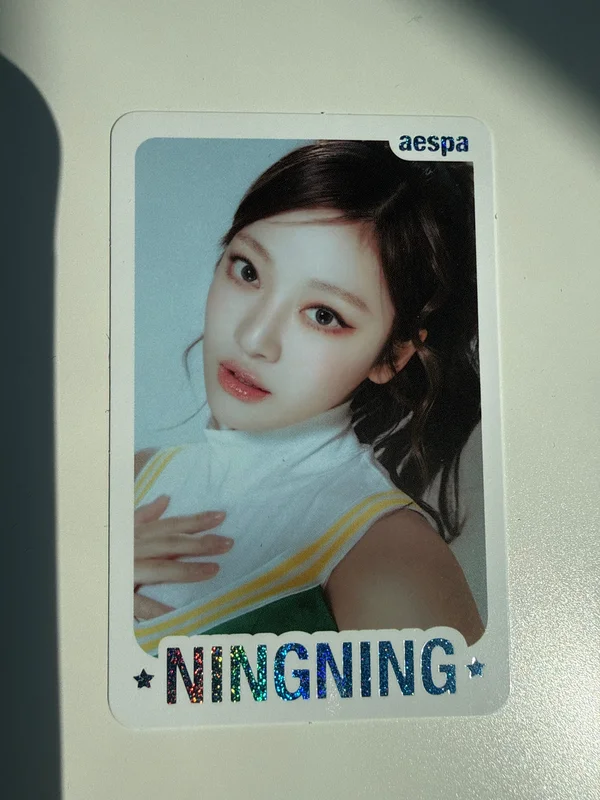 MY WORLD TRADING CARD SET C