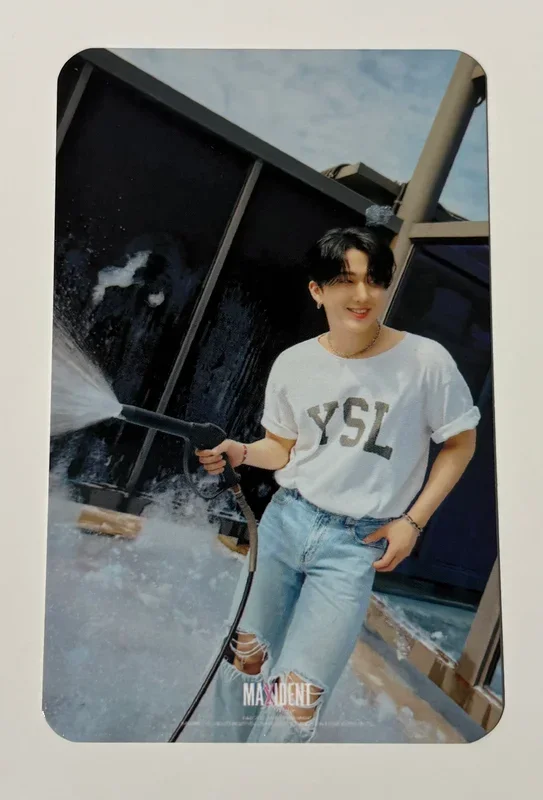 MAXIDENT TOWER RECORDS