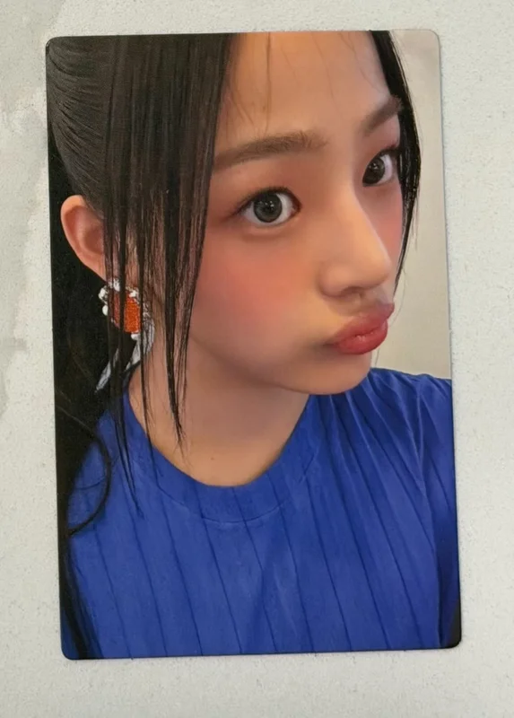 NEWJEANS X LINE FRIENDS POP-UP STORE NJ GET UP PHOTOCARD SET