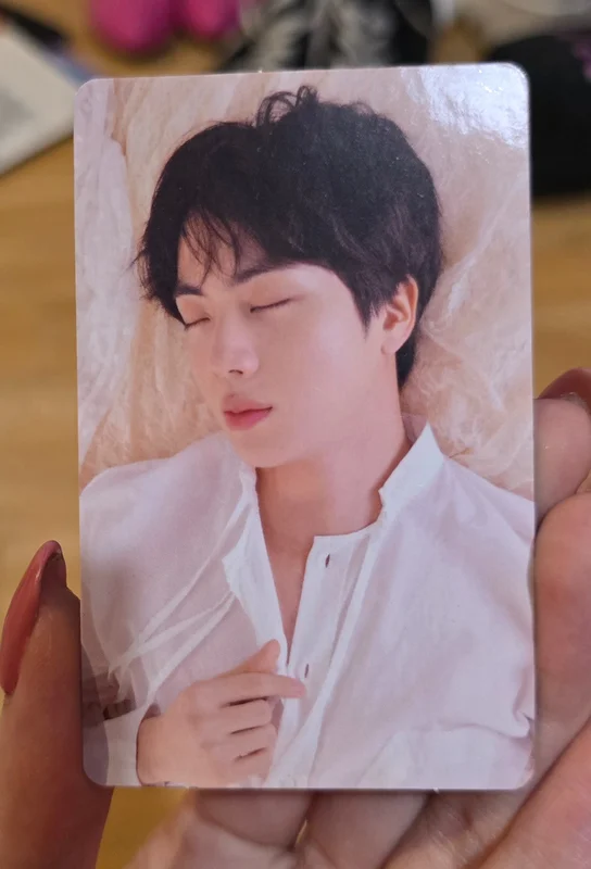 LOVE YOURSELF 'Tear'