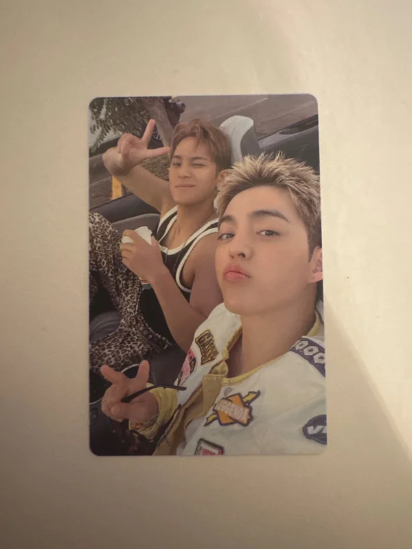 HYPE VIBES COMBI VER.