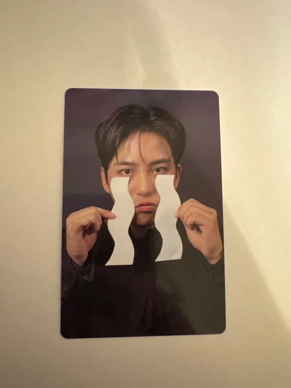 GOLDEN HOUR : Part.4 U.S.Exclusive