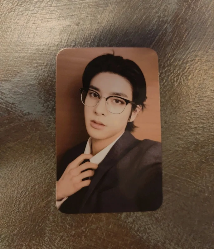 DARK MOON SPECIAL ALBUM 'MEMORABILIA' Moon ver.