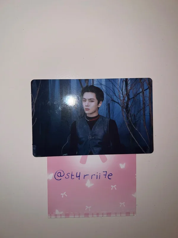 ENHYPEN WORLD TOUR WALK THE LINE Trading Card