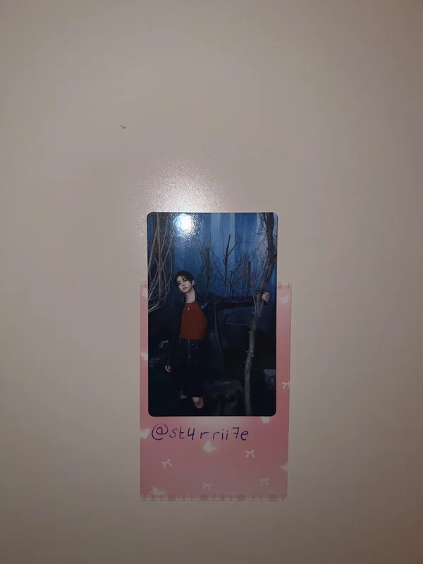 ENHYPEN WORLD TOUR WALK THE LINE Trading Card