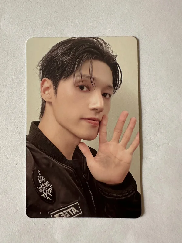 ATEEZ 7TH ANNIVERSARY OFFICIAL POP-UP '8ROOM' RANDOM PHOTOCARD PACK ver.B