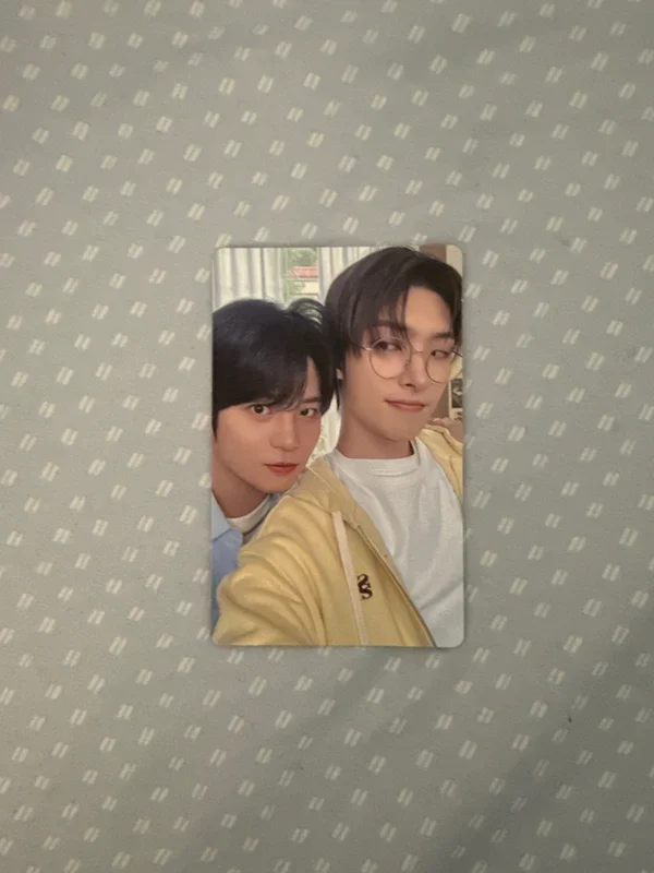 2025 SEASON'S GREETINGS ALADIN/APPLEMUSIC/KTOWN4U