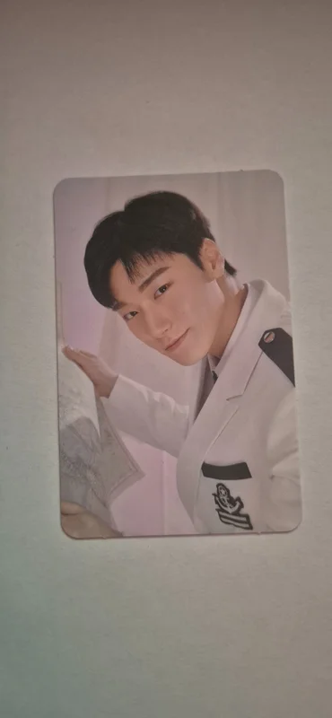 ATEEZ X ANITEEZ ADVENTURE POP-UP STORE ANITEEZ IN ILLUSION RANDOM