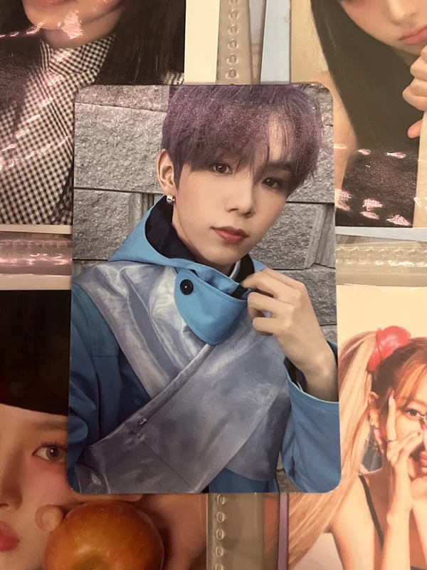 Universe Photo Book Ver.