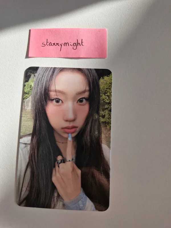 Izna Jungeun N/a na ver.