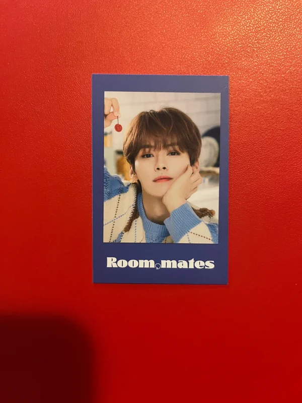 2022 SEASON'S GREETINGS Room,mates