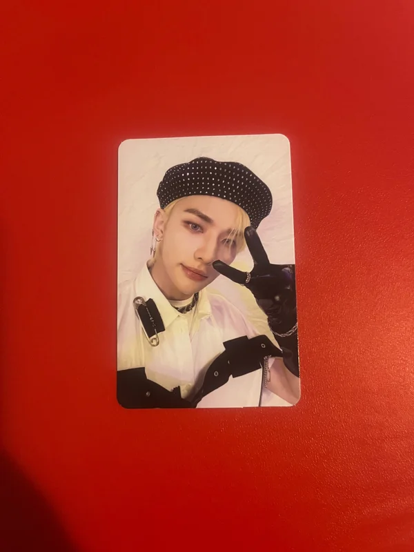 Pocamarket, Stray Kids HYUNJIN ODDINARY K-pop Photocard