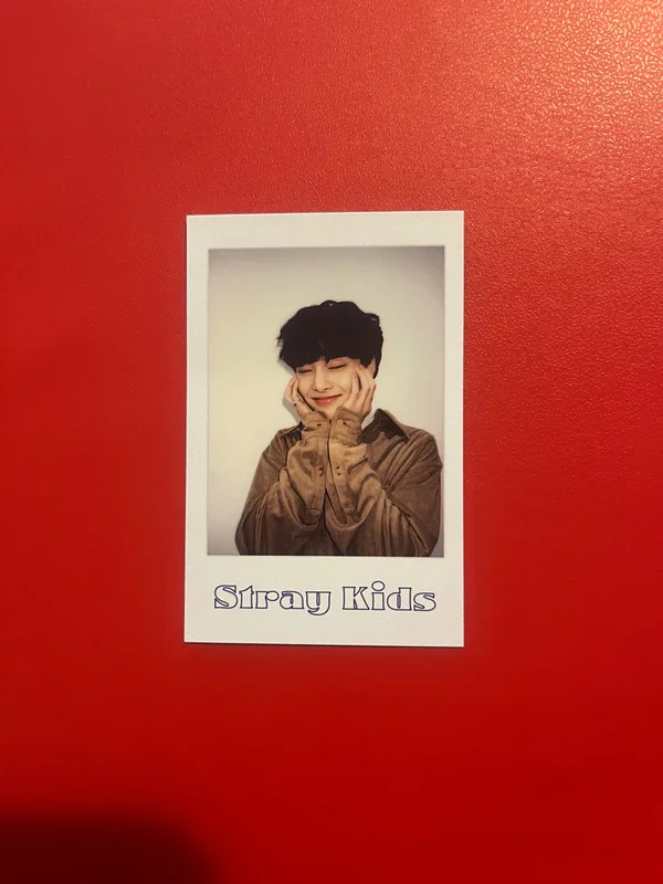 2022 SEASON'S GREETINGS Room,mates