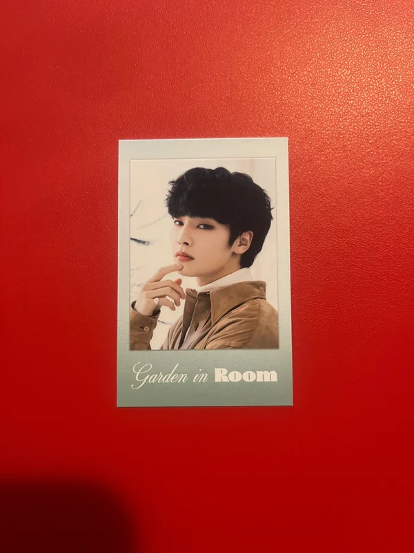 2022 SEASON'S GREETINGS Room,mates