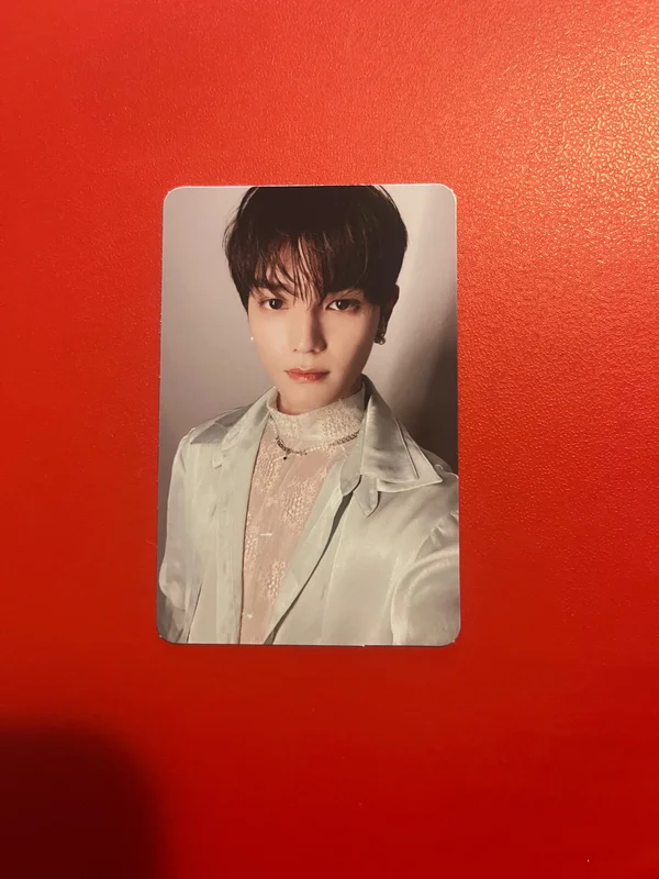 Universe Photo Book Ver.