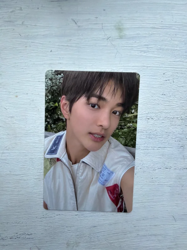 COLOR OUTSIDE THE LINES General Market Exclusive