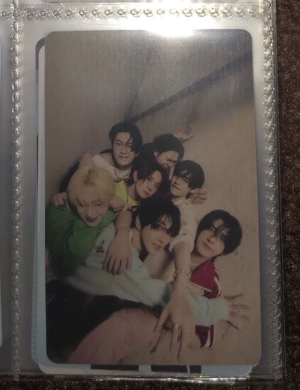 ROMANCE : UNTOLD Photo Card & Tin Case Set