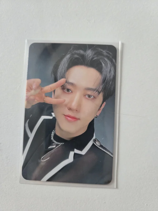 ROCK-STAR Album photocard