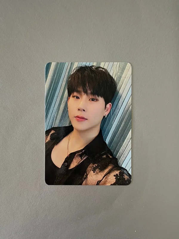 2022 MONSTA X [NO LIMIT] TOUR IN SEOUL RANDOM PHOTOCARD PACK
