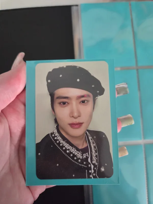 Fact Check Chandelier Ver.