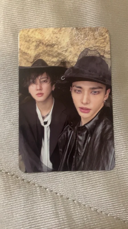 DO IT DO VER. Hyunjin and Changbin Unit Photocard