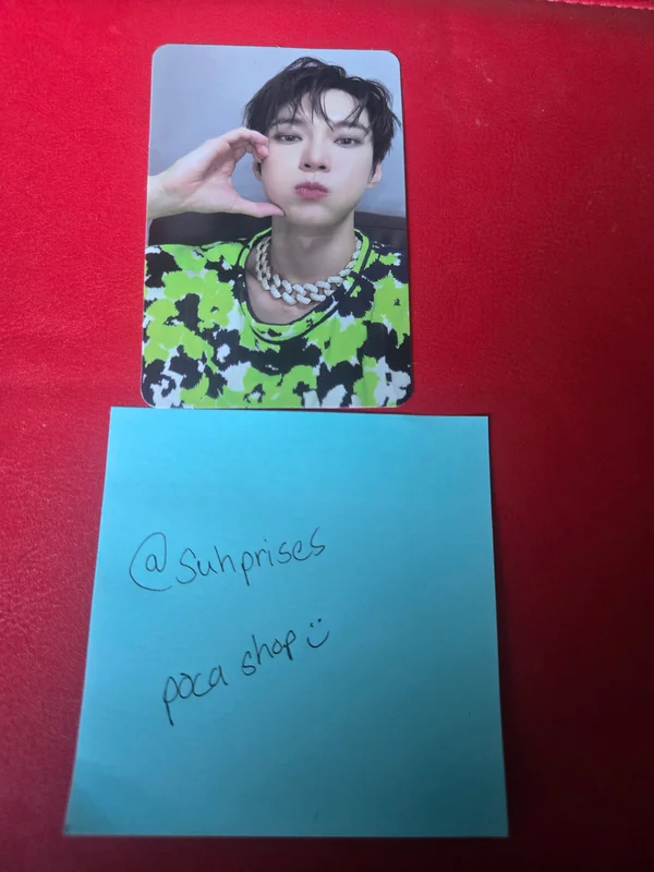 2 Baddies Photobook Ver. KR Ver.