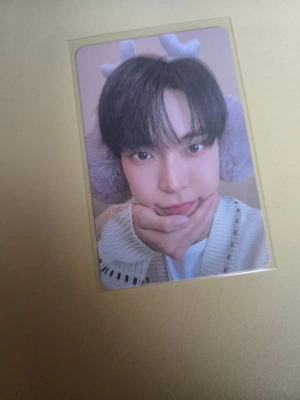 2022 PINK CHRISTMAS PHOTO CARD RANDOM PACK