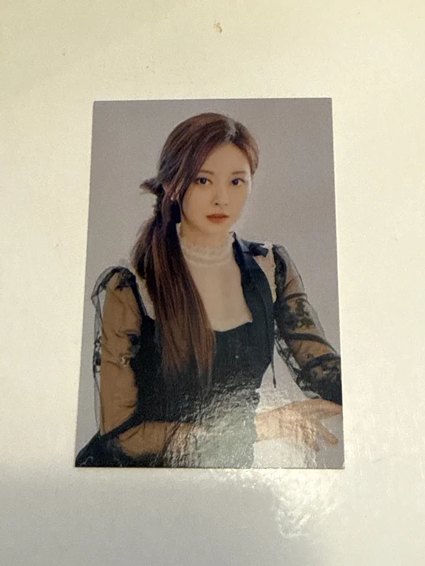 4TH WORLD TOUR 'III' Trading Card