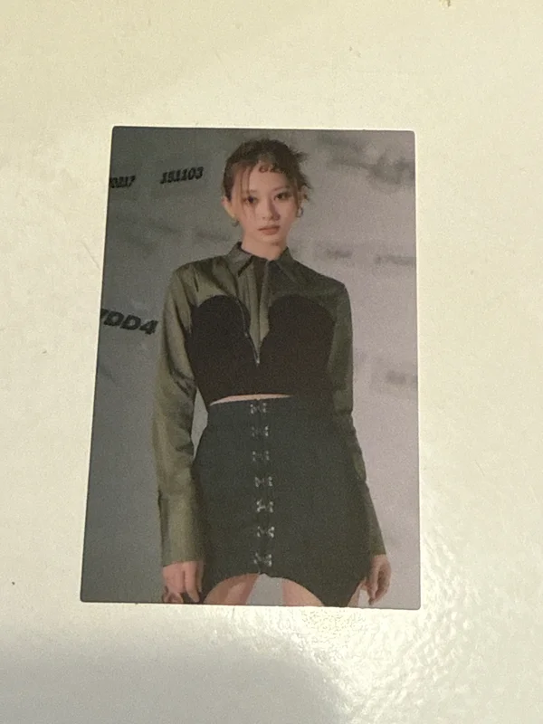 BETWEEN 1&2 PHOTOCARD SET