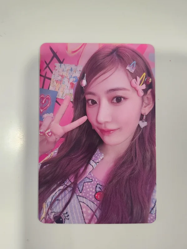 FEARLESS (Japanese ver.) PHOTO CARD