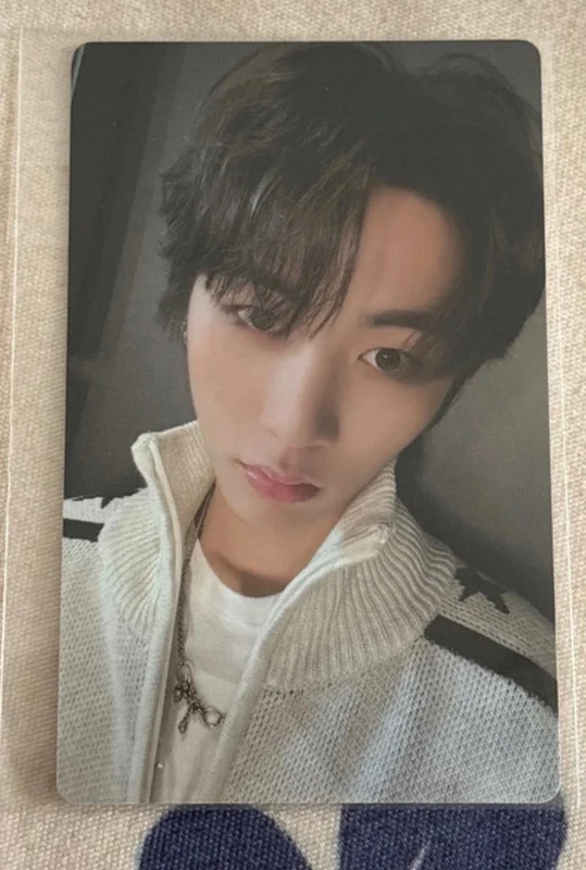 The Action WEVERSE