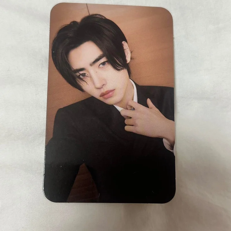 DARK MOON SPECIAL ALBUM 'MEMORABILIA' Moon ver.