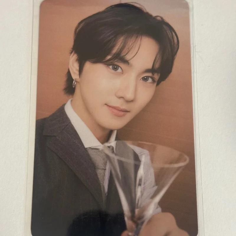 DARK MOON SPECIAL ALBUM 'MEMORABILIA' WEVERSE JAPAN LUCKY DRAW