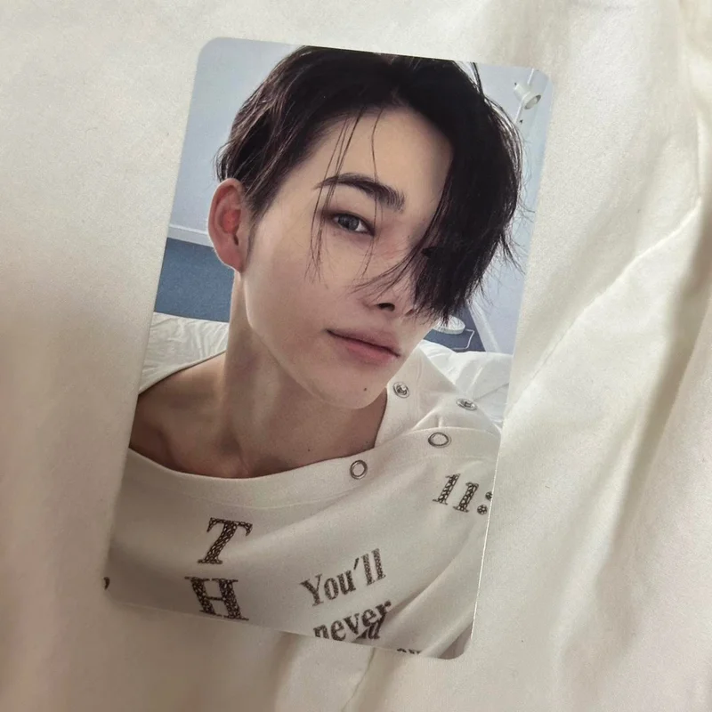 ROMANCE : UNTOLD -daydream- BLUE NOON Ver.