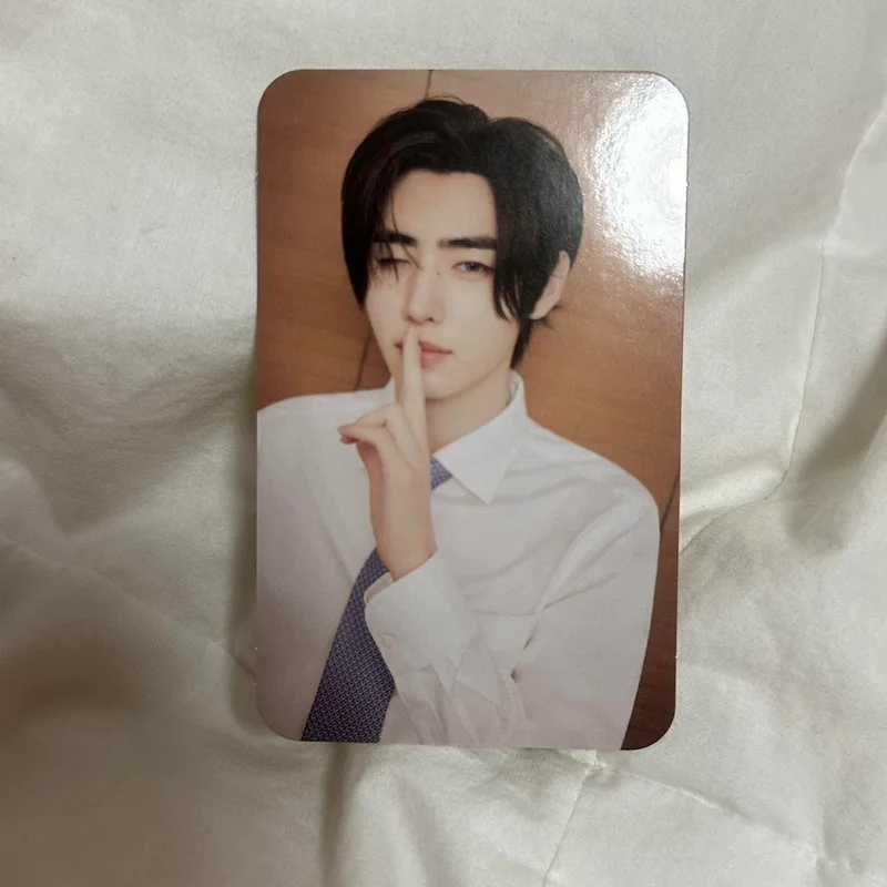 DARK MOON SPECIAL ALBUM 'MEMORABILIA' Moon ver.