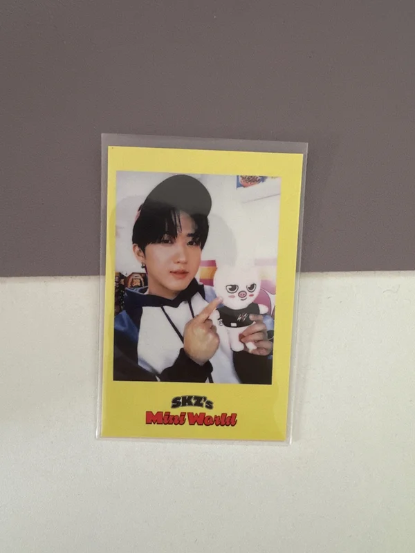 2023 SEASON'S GREETINGS SKZ's Mini World