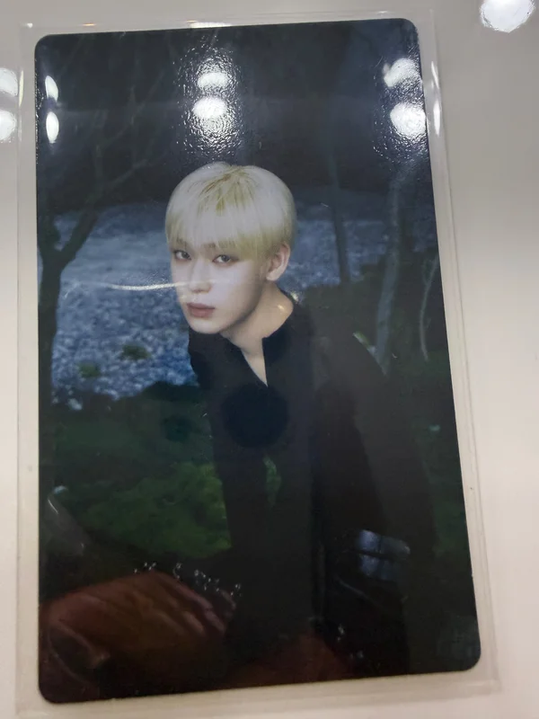 ENHYPEN WORLD TOUR WALK THE LINE Trading Card