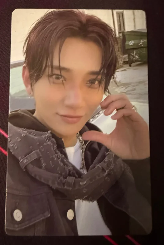 HAPPY BURSTDAY WEVERSE