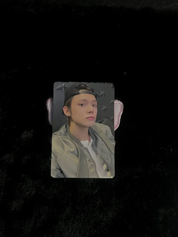 7TH YEAR: A Moment of Stillness in the Thorns Target Exclusive