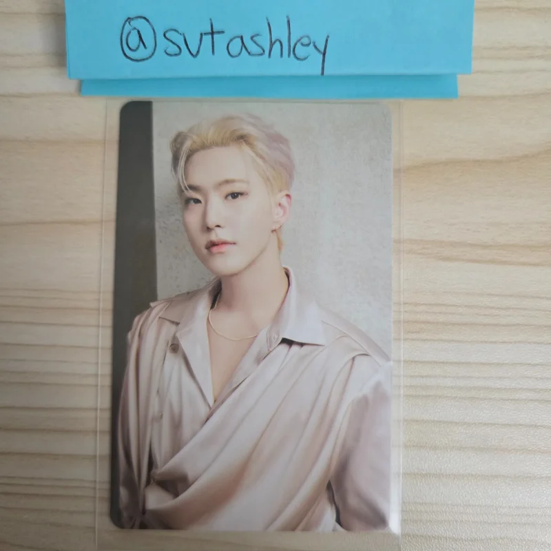 SEVENTEEN RIGHT HERE WORLD TOUR Trading Card Set