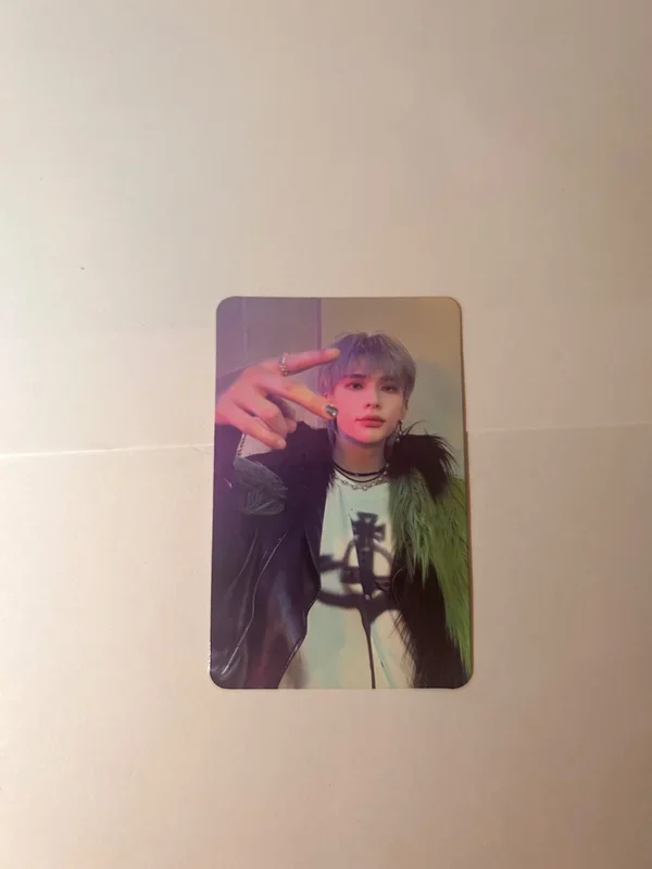 (5-STAR) Target Exclusive Hyunjin