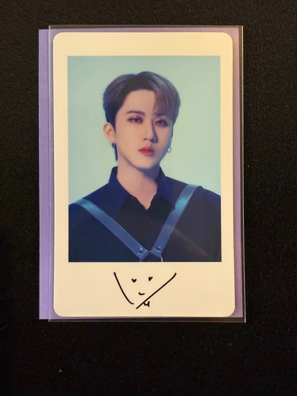 Changbin - Stray Kids Maniac Japan - (Blue back)
