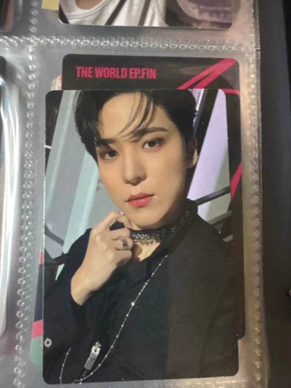 THE WORLD EP.1 : MOVEMENT A VER.