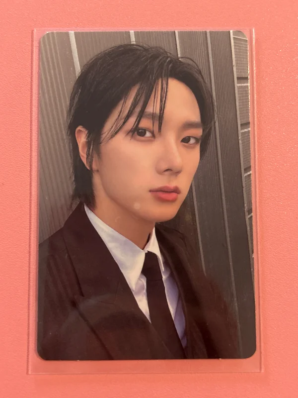 1st EP [WHY..] Weverse Albums ver.