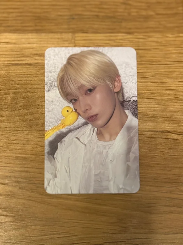ROMANCE : UNTOLD -daydream- Weverse Albums ver.