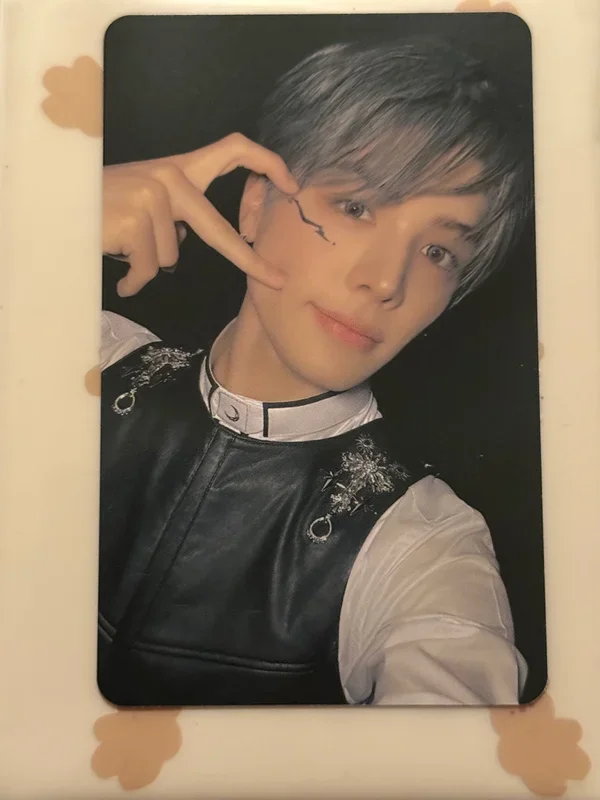 Go in Blind WEVERSE LUCKY DRAW