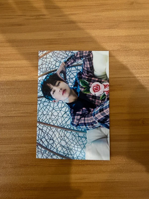 2017 BTS LIVE TRILOGY EPISODE III THE WINGS TOUR in Japan MINI PHOTO CARD VER.2