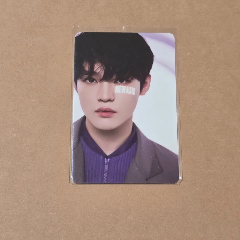 Universe ID CARD + PHOTO CARD SET