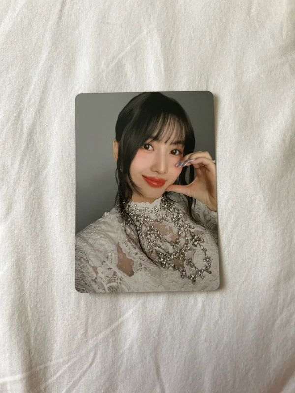 TWICE MOMO 'MISAMO JAPAN SHOWCASE Masterpiece' Photocard | Sold by